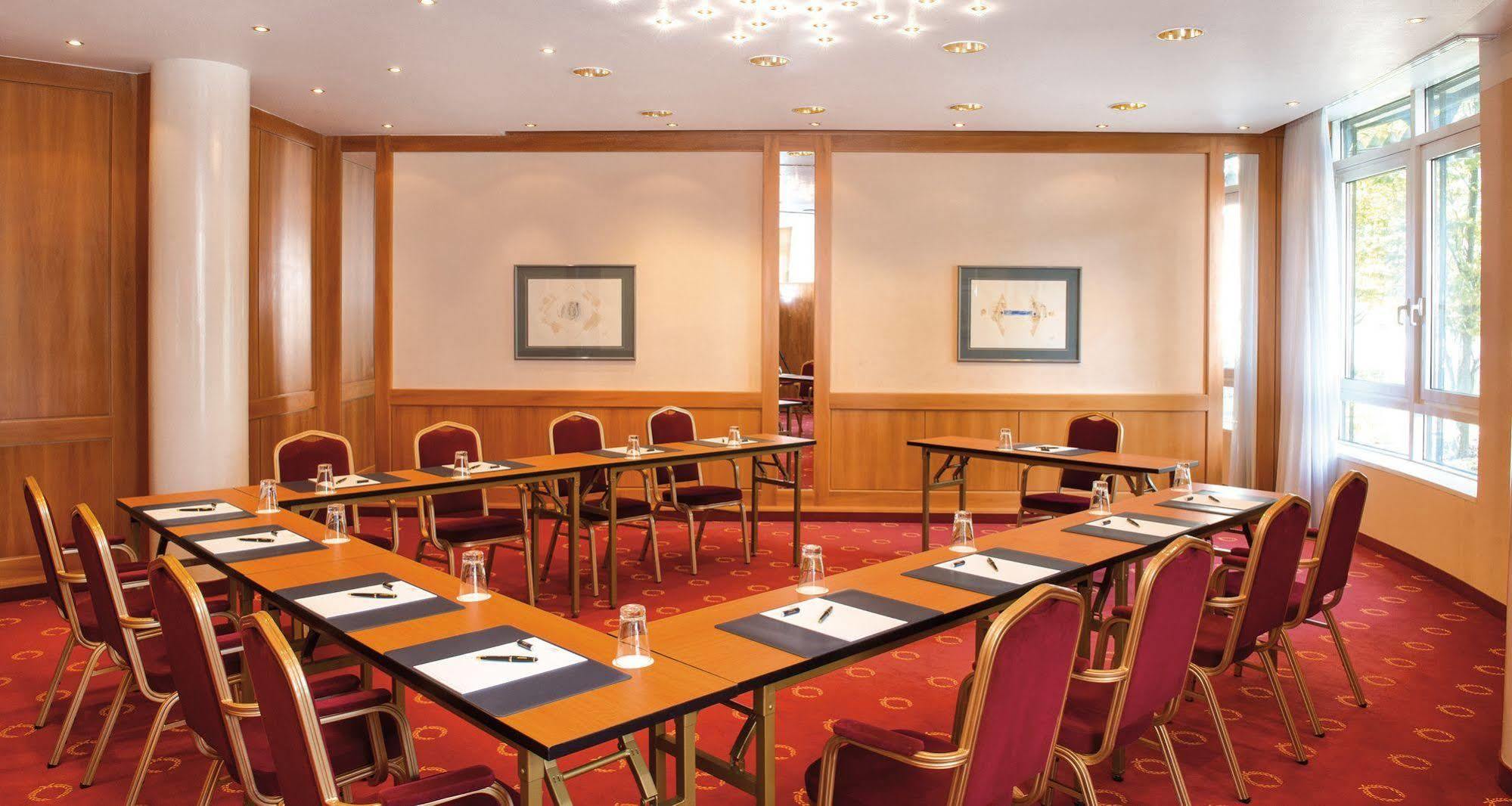 Victor'S Residenz-Hotel Frankenthal Frankenthal  Exterior photo